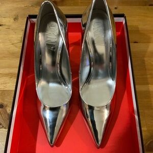 DKNY Women's Patent Leather high heel Pointed Toe pump size 8.5